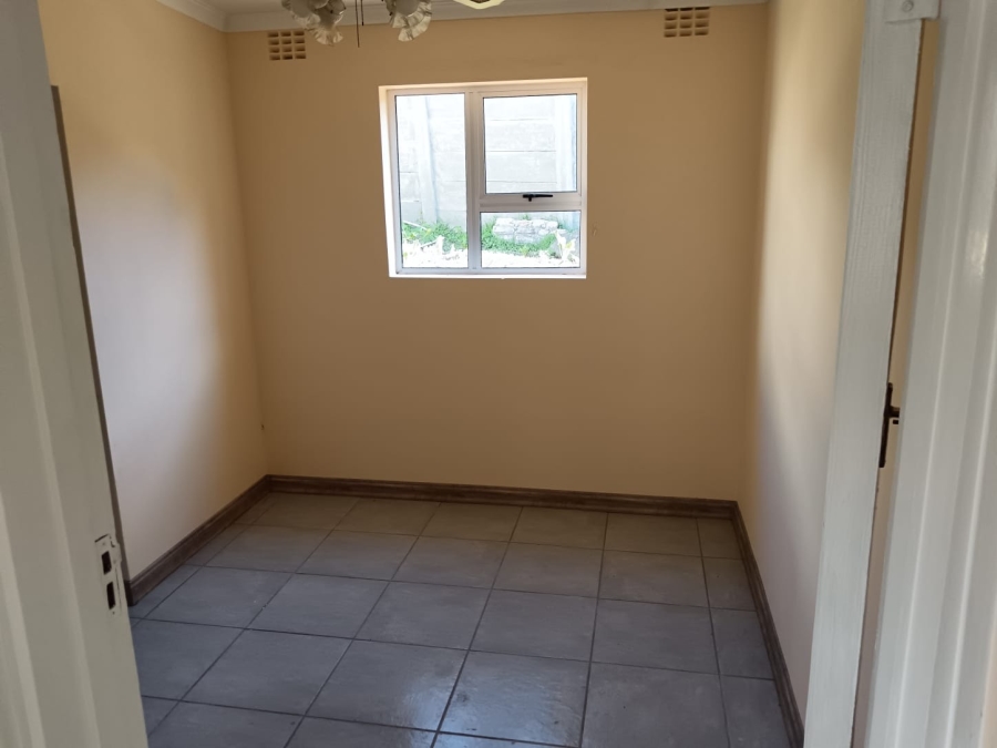 4 Bedroom Property for Sale in Beacon Bay North Eastern Cape